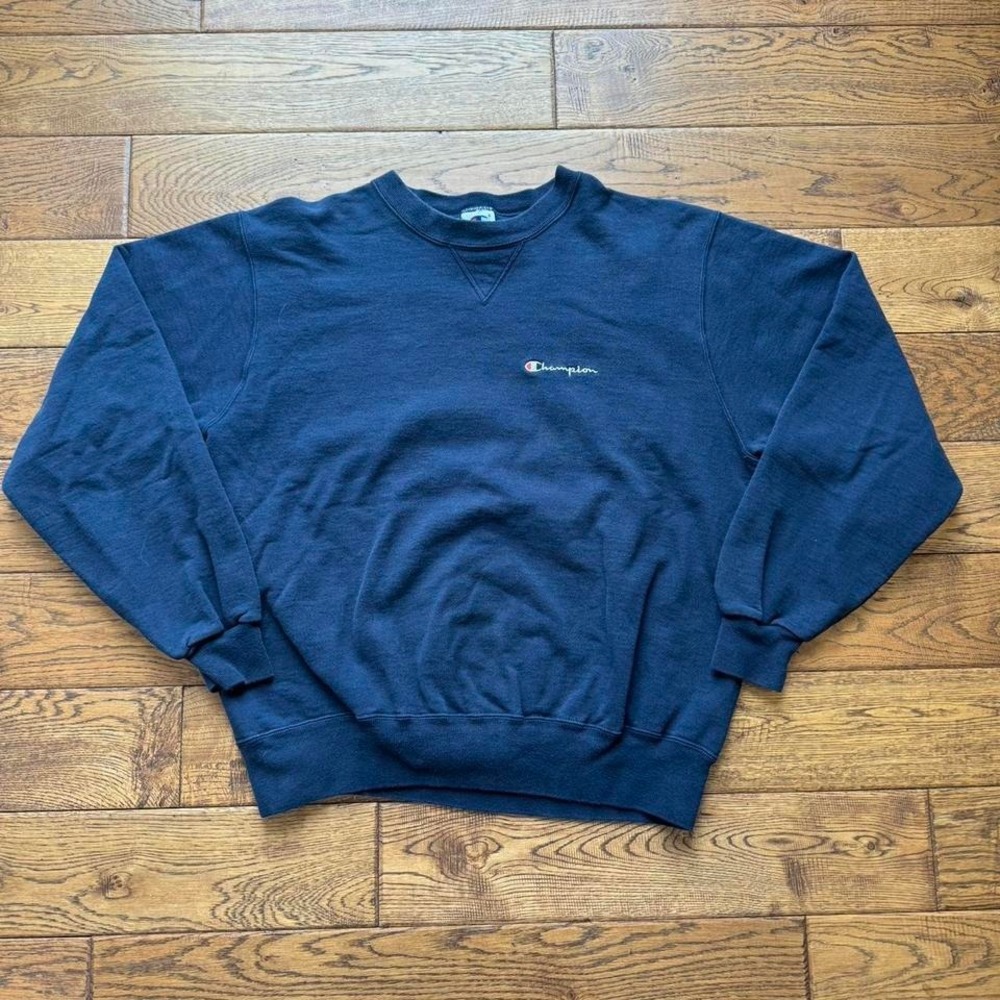 Vintage 90s Essential Navy Champion Embroidered Crewneck size XL